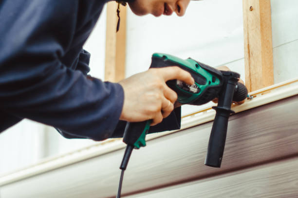 Best Engineered Wood Siding  in Goodyear, AZ
